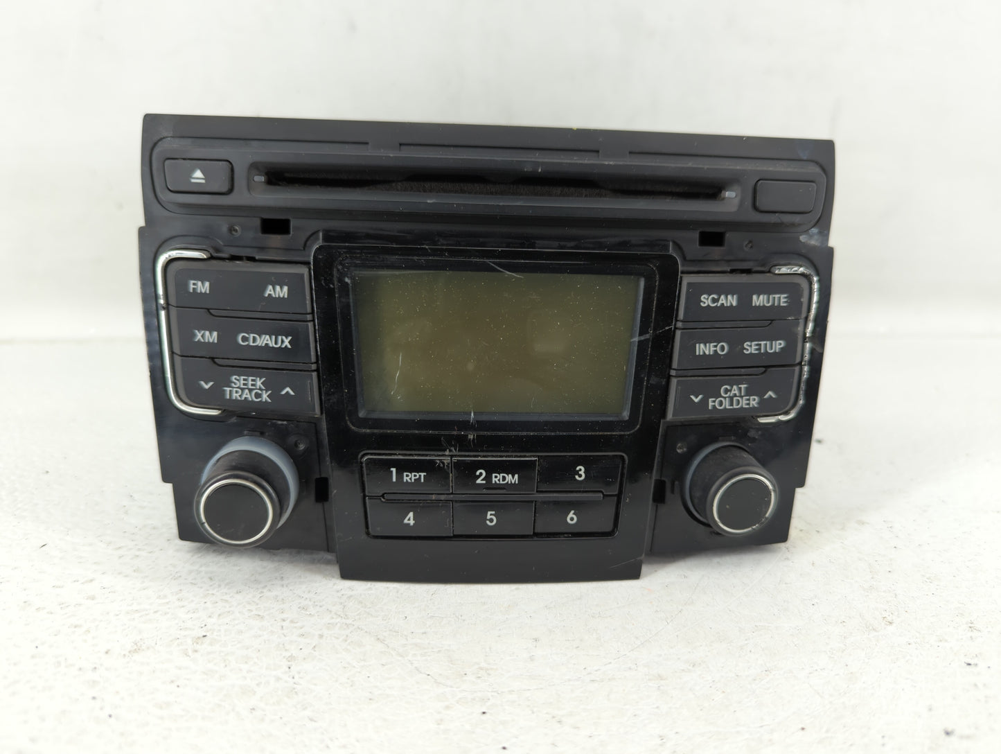 2011 Hyundai Sonata Radio AM FM Cd Player Receiver Replacement P/N:96180-3Q001 96180-3Q000 Fits OEM Used Auto Parts - Oemuse