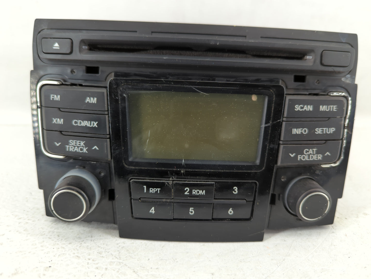 2011 Hyundai Sonata Radio AM FM Cd Player Receiver Replacement P/N:96180-3Q001 96180-3Q000 Fits OEM Used Auto Parts - Oemuse