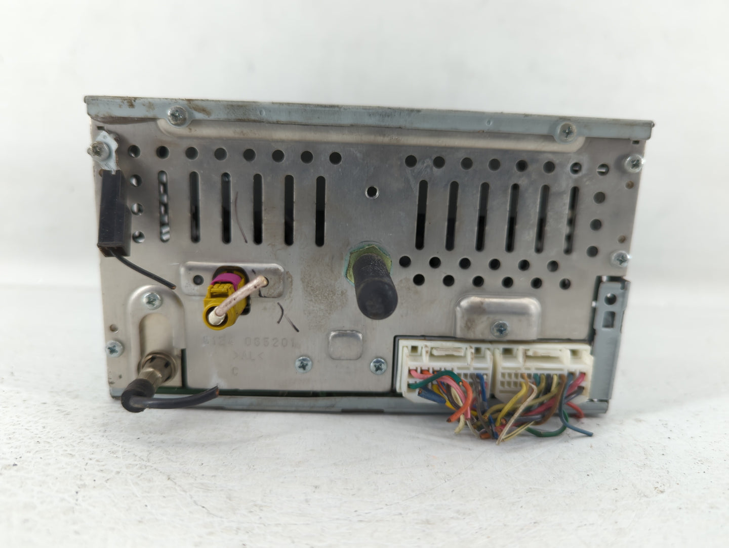 2011 Hyundai Sonata Radio AM FM Cd Player Receiver Replacement P/N:96180-3Q001 96180-3Q000 Fits OEM Used Auto Parts - Oemuse