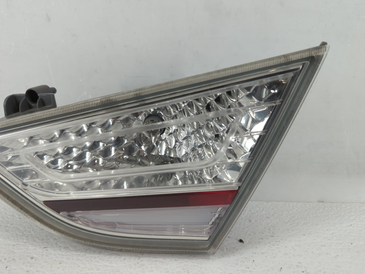 2011-2015 Hyundai Sonata Tail Light Assembly Passenger Right OEM P/N:92404-4R0 Fits Fits 2011 2012 2013 2014 2015 OEM Used A