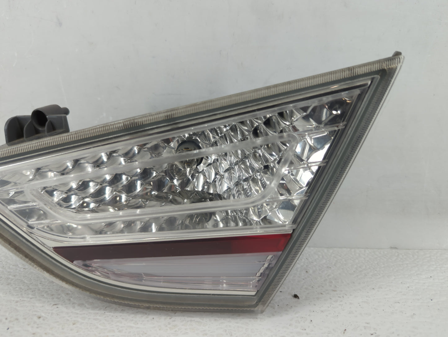 2011-2015 Hyundai Sonata Tail Light Assembly Passenger Right OEM P/N:92404-4R0 Fits Fits 2011 2012 2013 2014 2015 OEM Used A