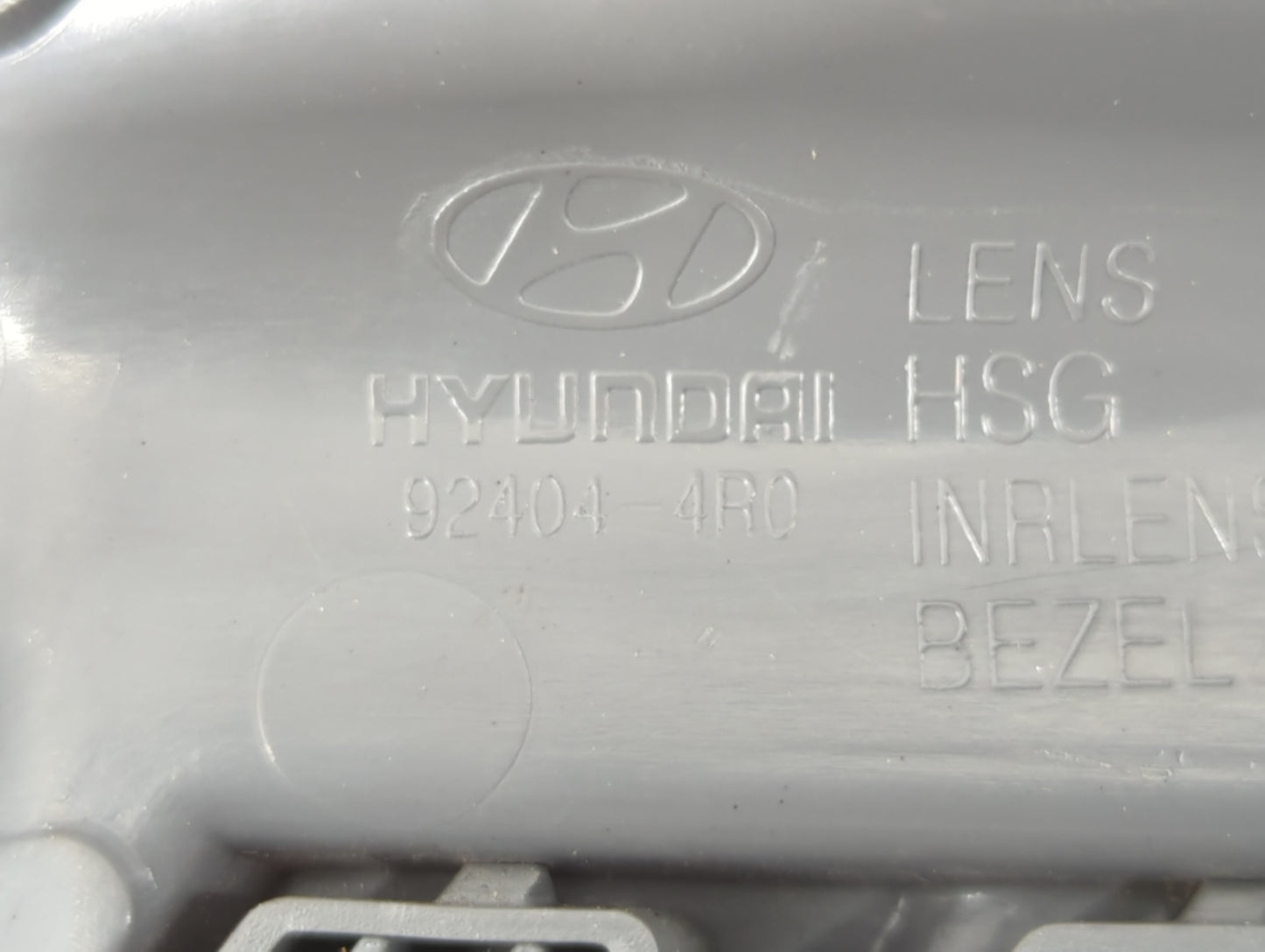 2011-2015 Hyundai Sonata Tail Light Assembly Passenger Right OEM P/N:92404-4R0 Fits Fits 2011 2012 2013 2014 2015 OEM Used A