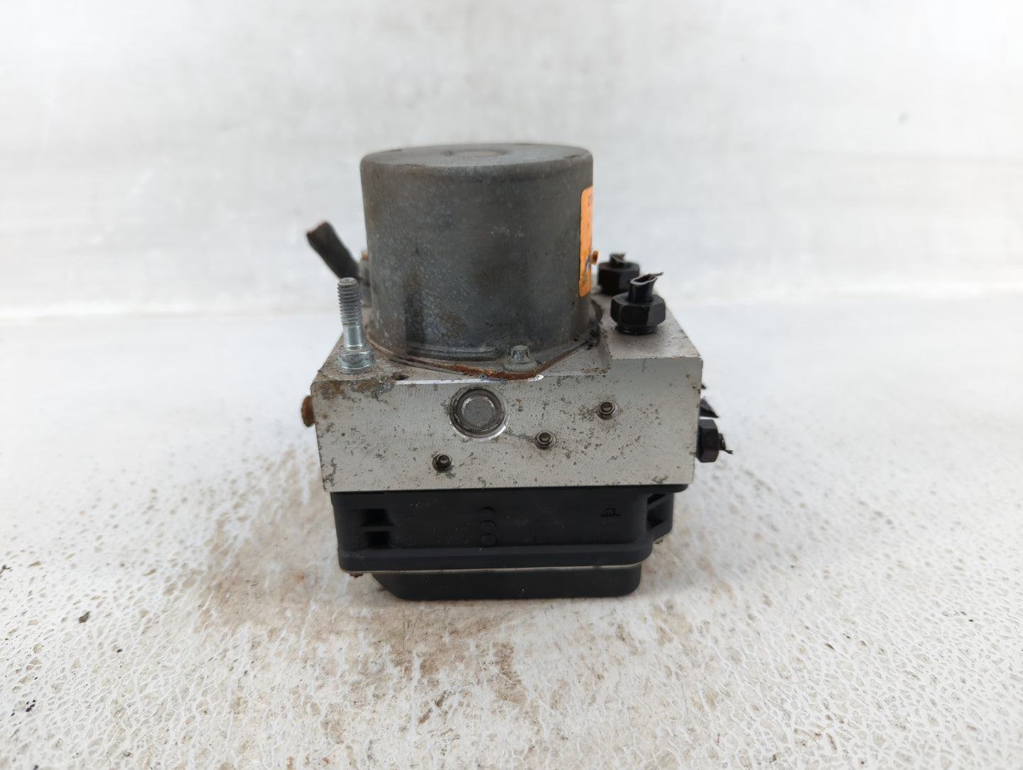 2011-2013 Hyundai Sonata ABS Pump Control Module Replacement P/N:58920-3S400 58920-3Q500 Fits Fits 2011 2012 2013 OEM Used A