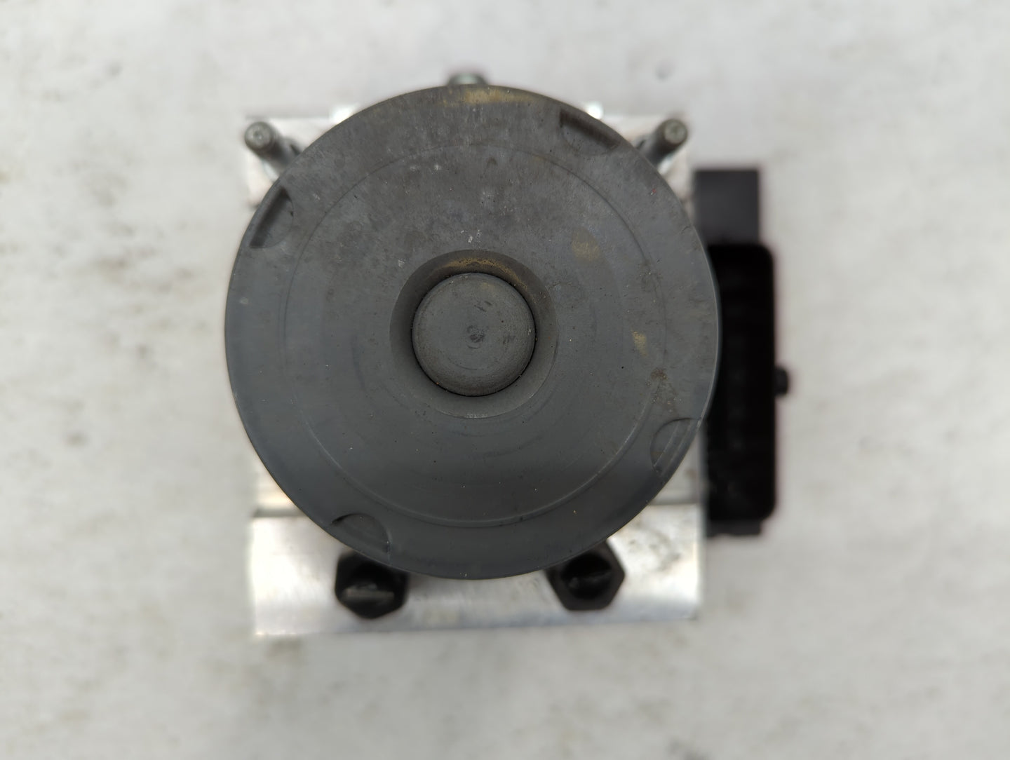 2011-2013 Hyundai Sonata ABS Pump Control Module Replacement P/N:58920-30500 58920-3Q500 Fits Fits 2011 2012 2013 OEM Used A