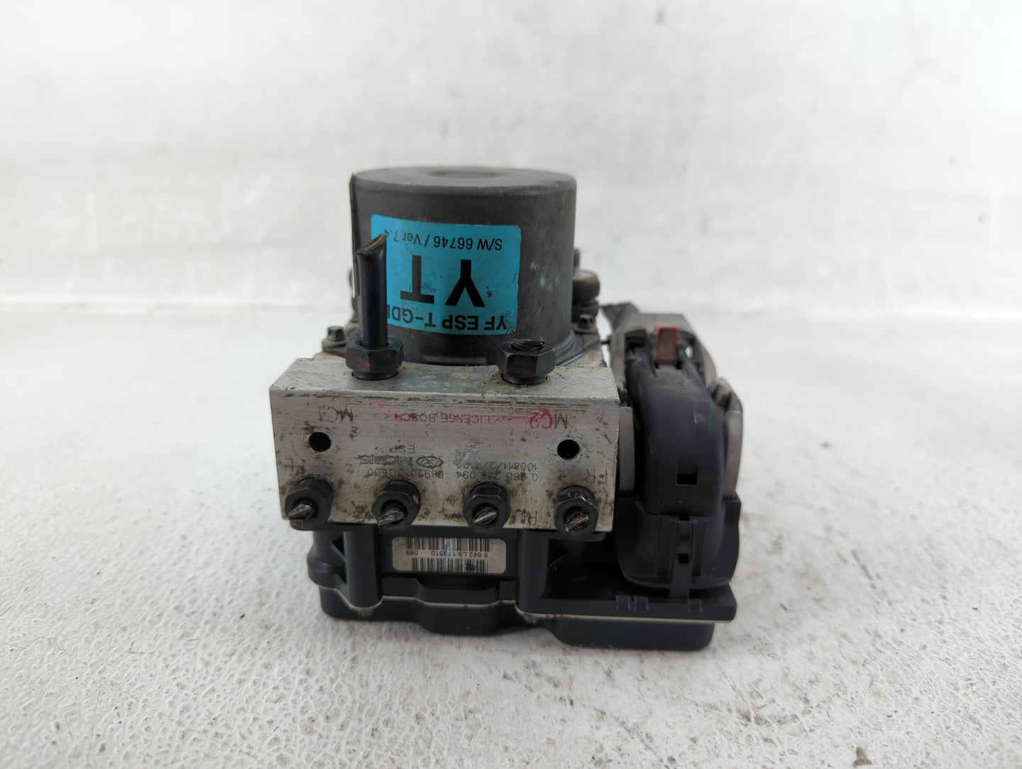 2011-2013 Hyundai Sonata ABS Pump Control Module Replacement P/N:58920-30500 58920-3Q500 Fits Fits 2011 2012 2013 OEM Used A