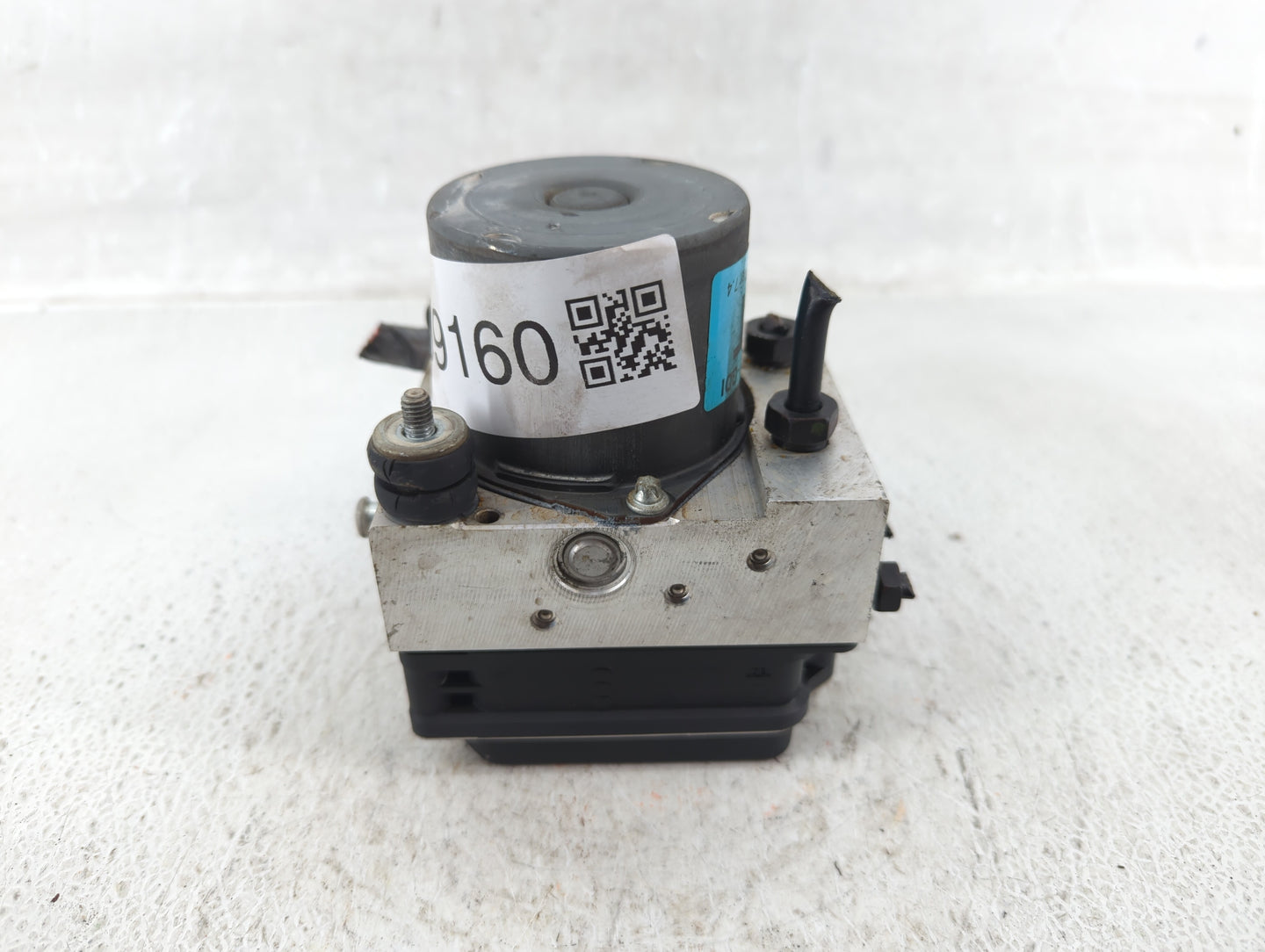 2011-2013 Hyundai Sonata ABS Pump Control Module Replacement P/N:58920-30500 58920-3Q500 Fits Fits 2011 2012 2013 OEM Used A