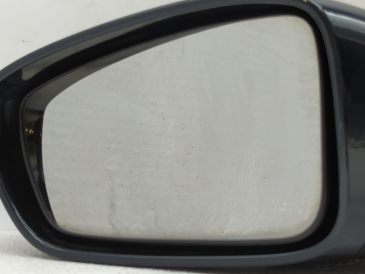 2011-2014 Hyundai Sonata Driver Side View Mirror - Left Door Mirror OEM Used - Oemusedautoparts1.com