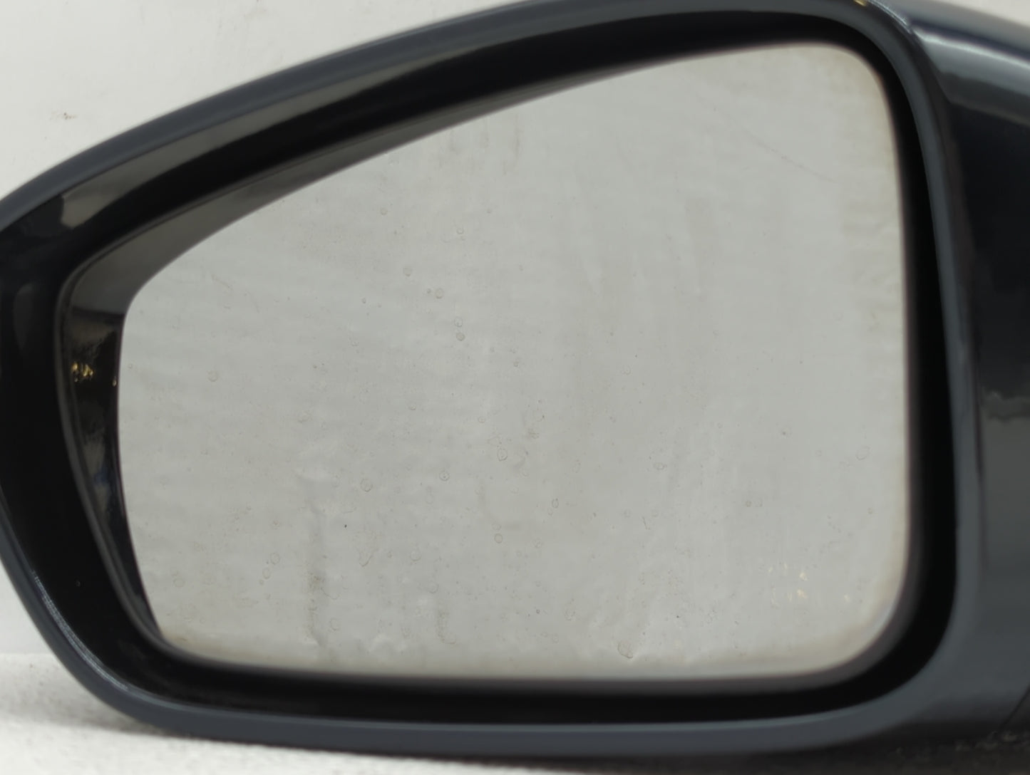 2011-2014 Hyundai Sonata Driver Side View Mirror - Left Door Mirror OEM Used - Oemusedautoparts1.com