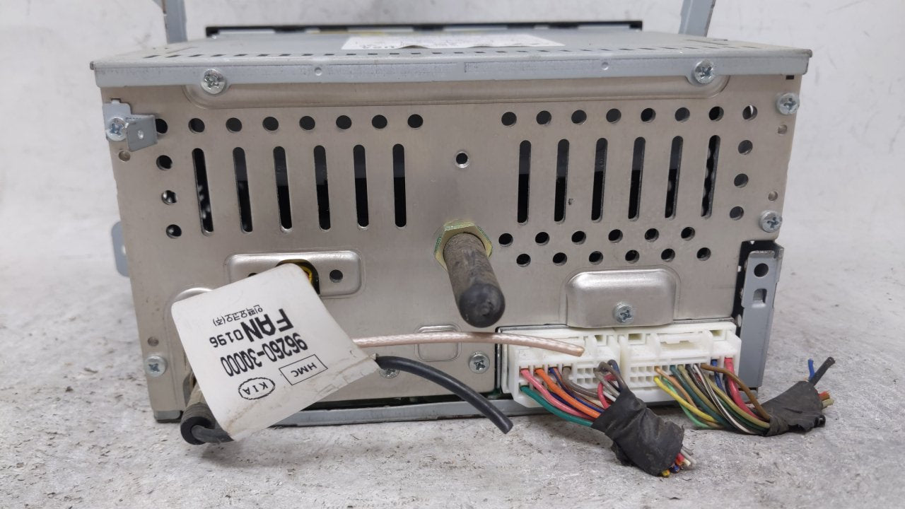 2011-2011 Hyundai Sonata Am Fm Cd Player Radio Receiver - Oemusedautoparts1.com