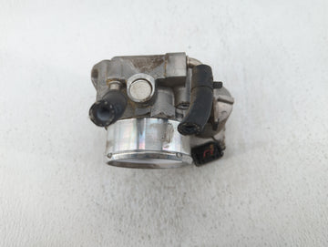 2011-2014 Hyundai Sonata Throttle Body P/N:35100-2C700 Fits Fits 2011 2012 2013 2014 2015 2016 OEM Used Auto Parts