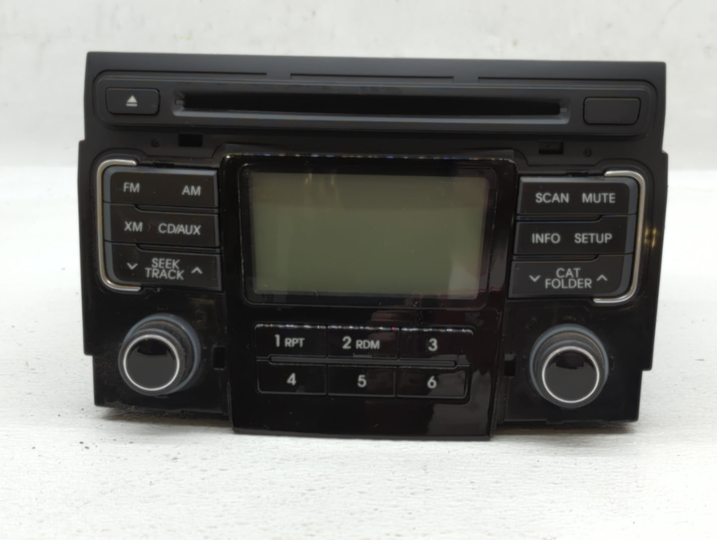 2011 Hyundai Sonata Radio AM FM Cd Player Receiver Replacement P/N:96180-3Q001 96180-3Q000 Fits OEM Used Auto Parts - Oemuse