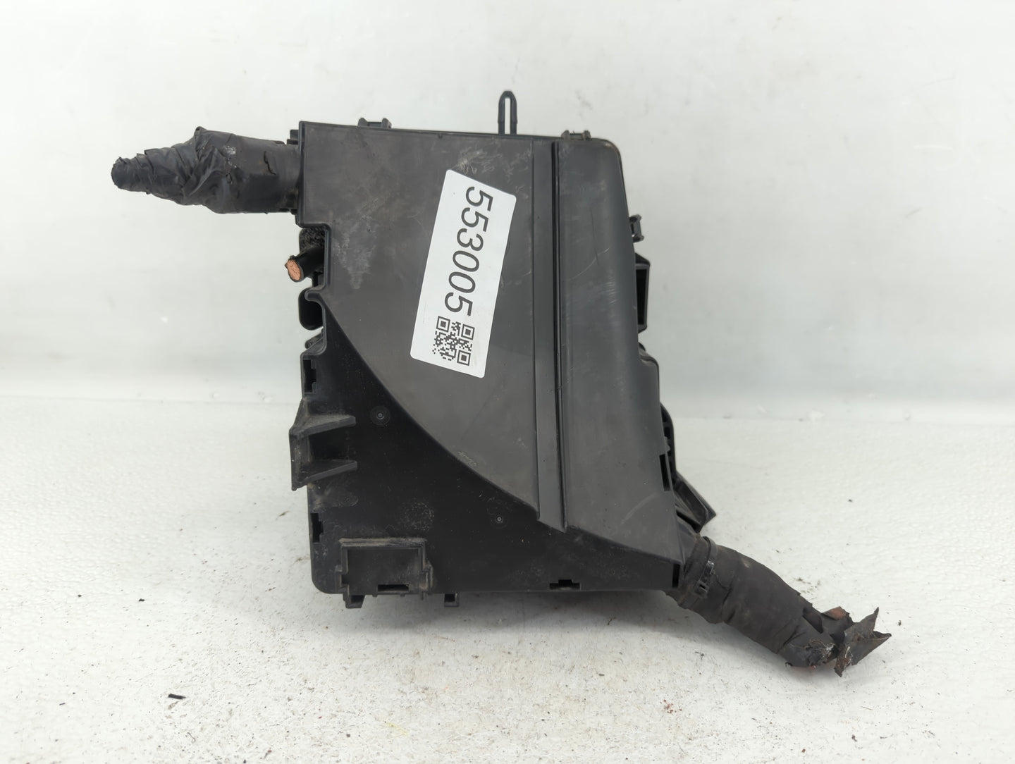 2011-2014 Hyundai Sonata Fusebox Fuse Box Panel Relay Module P/N:91950-3S711 Fits Fits 2011 2012 2013 2014 OEM Used Auto Par