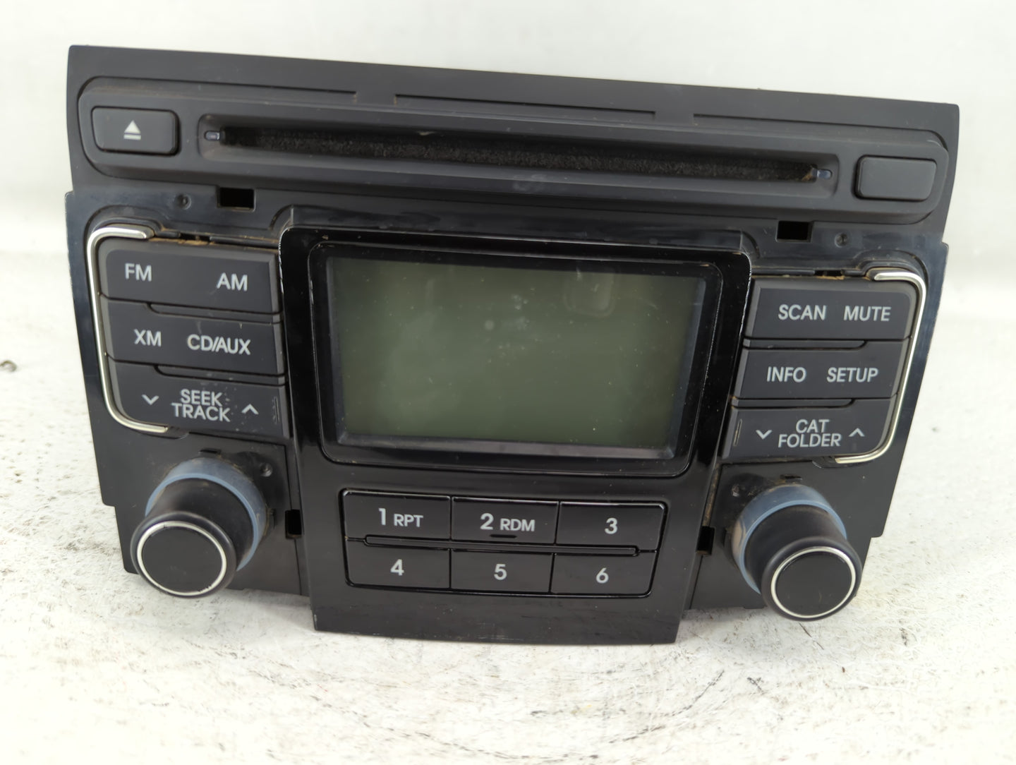 2011-2011 Hyundai Sonata Am Fm Cd Player Radio Receiver - Oemusedautoparts1.com