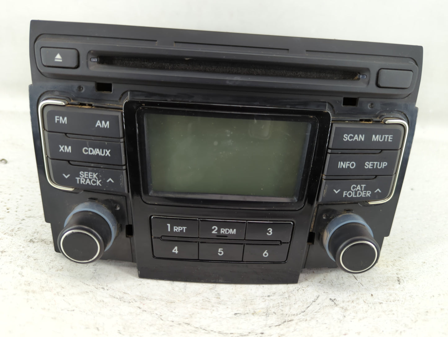 2011-2011 Hyundai Sonata Am Fm Cd Player Radio Receiver - Oemusedautoparts1.com