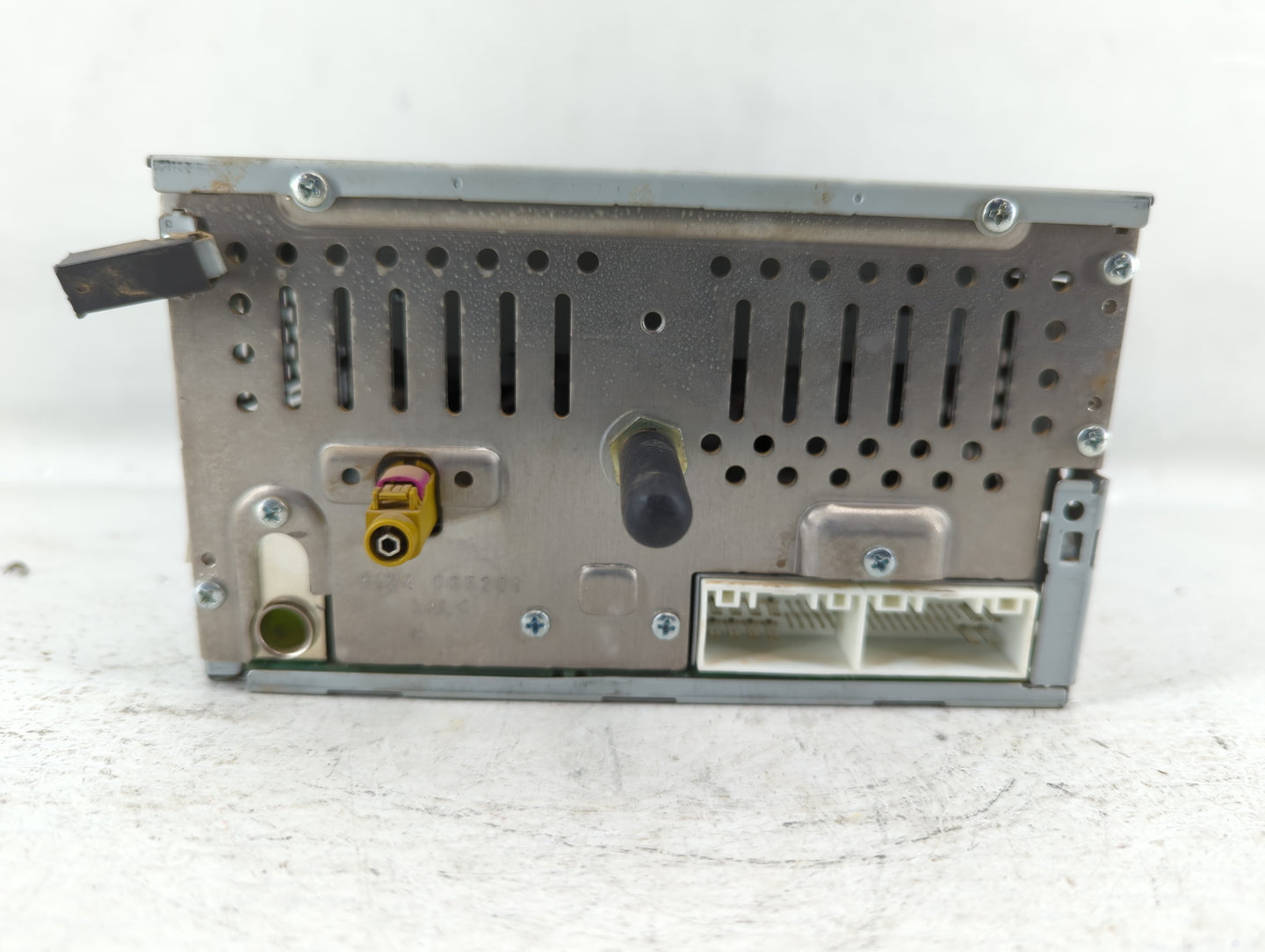 2011-2011 Hyundai Sonata Am Fm Cd Player Radio Receiver - Oemusedautoparts1.com