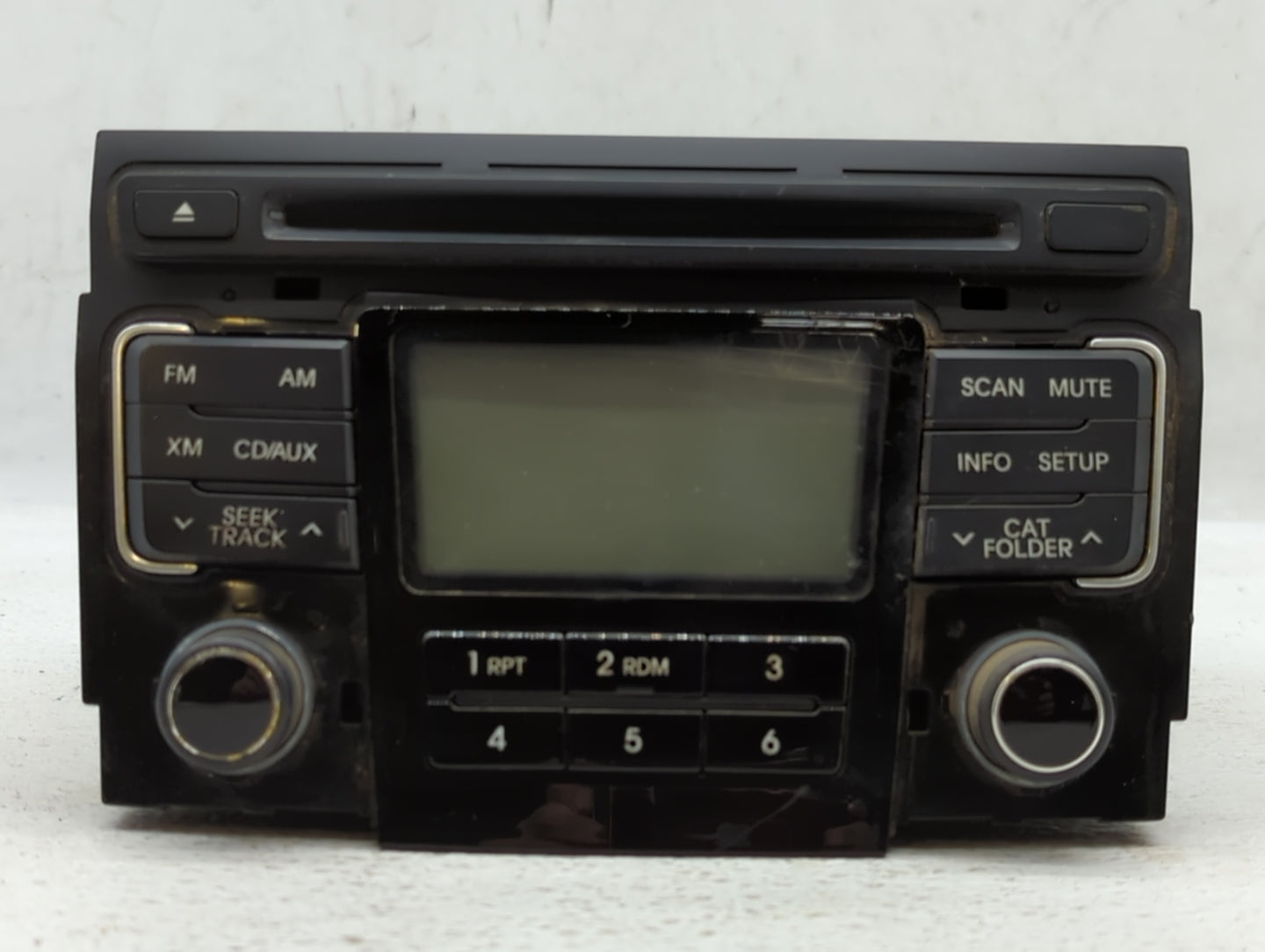 2011-2011 Hyundai Sonata Am Fm Cd Player Radio Receiver - Oemusedautoparts1.com