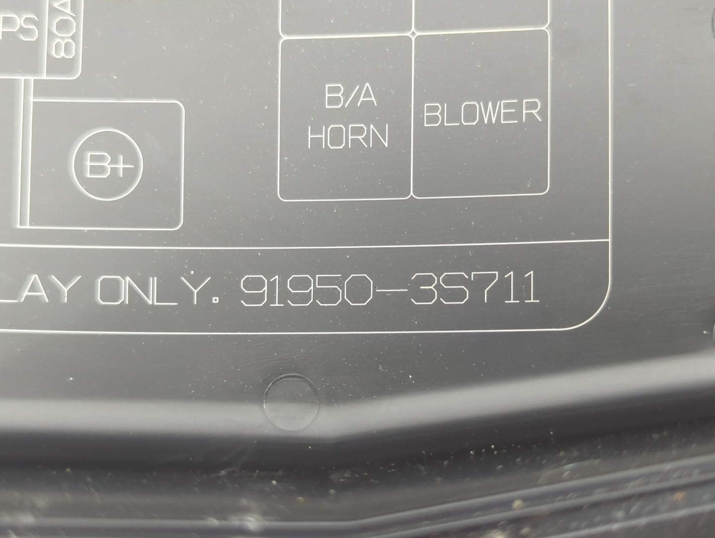 2011-2014 Hyundai Sonata Fusebox Fuse Box Panel Relay Module P/N:91950-3S711 Fits Fits 2011 2012 2013 2014 OEM Used Auto Par