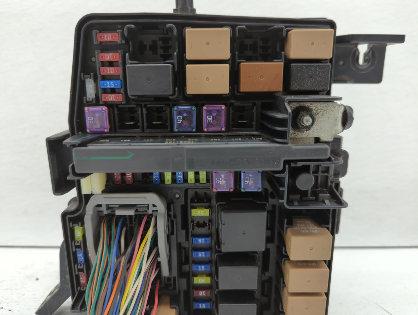 2011-2014 Hyundai Sonata Fusebox Fuse Box Panel Relay Module Fits Fits 2011 2012 2013 2014 OEM Used Auto Parts - Oemusedauto