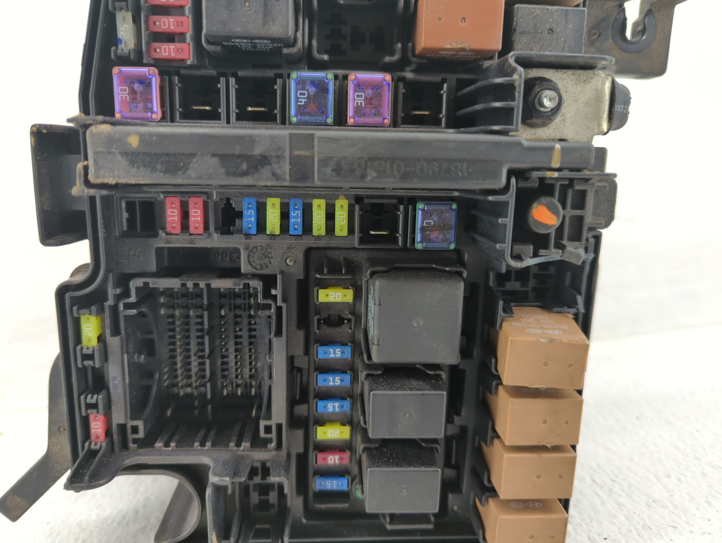 2011-2014 Hyundai Sonata Fusebox Fuse Box Panel Relay Module P/N:91950-3S711 Fits Fits 2011 2012 2013 2014 OEM Used Auto Par