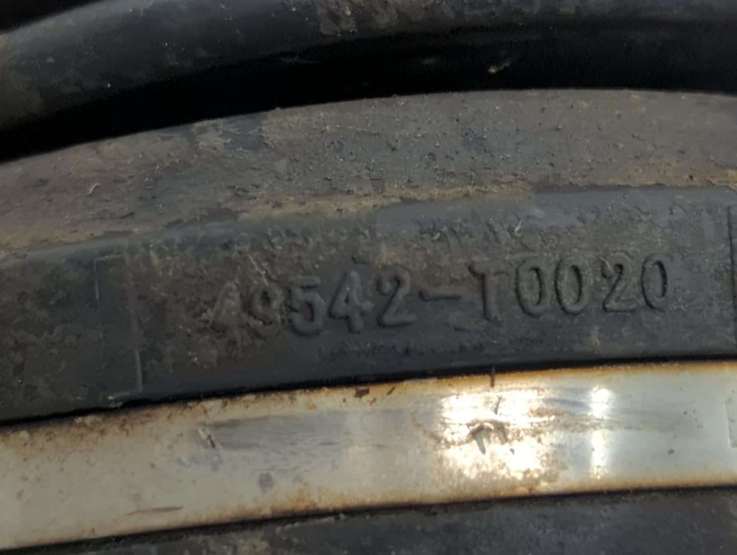2011-2014 Hyundai Sonata Axle Shaft Front Driver Cv C/v - Oemusedautoparts1.com