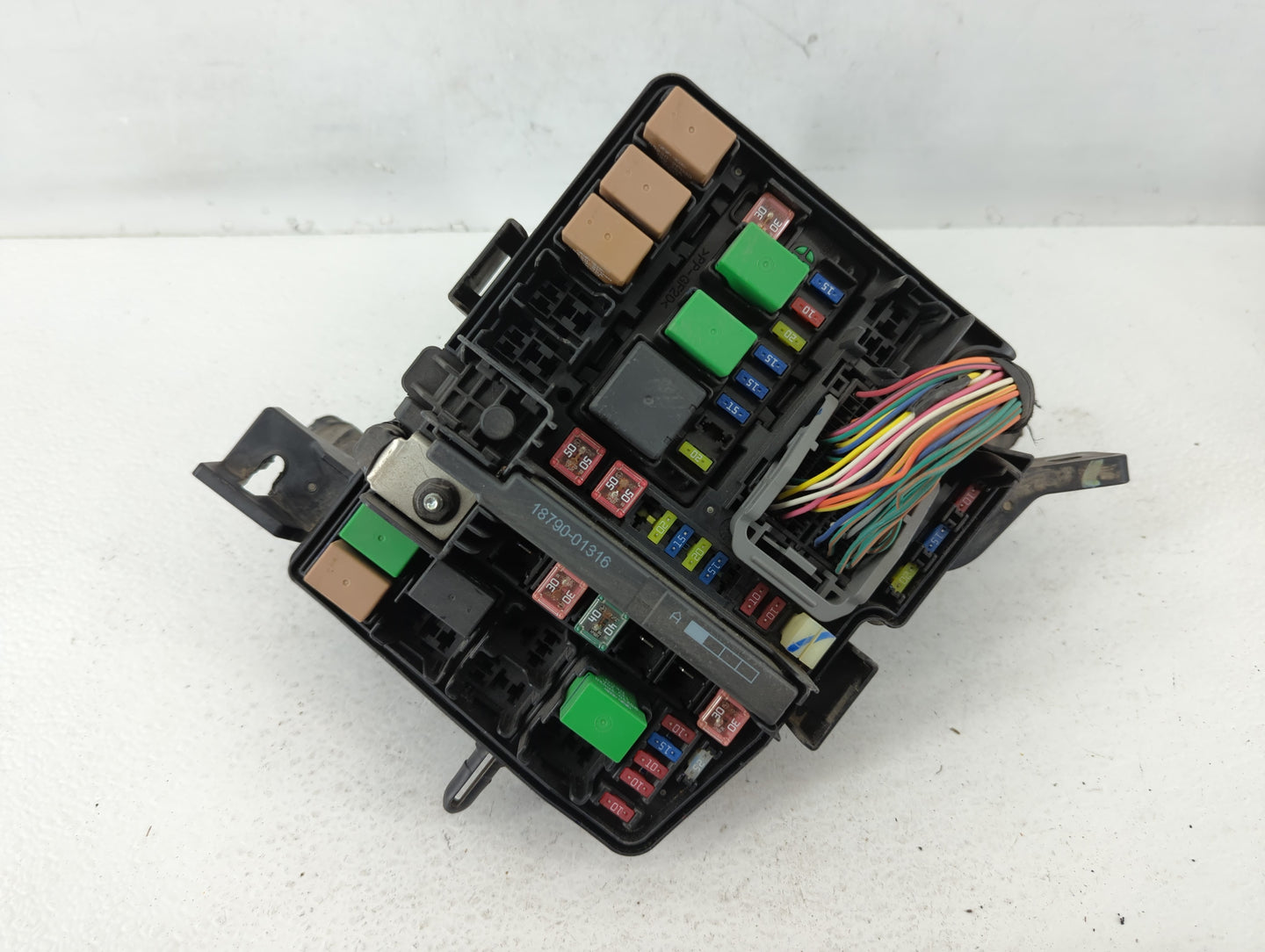 2011-2014 Hyundai Sonata Fusebox Fuse Box Panel Relay Module P/N:91950-3S712 Fits Fits 2011 2012 2013 2014 OEM Used Auto Par