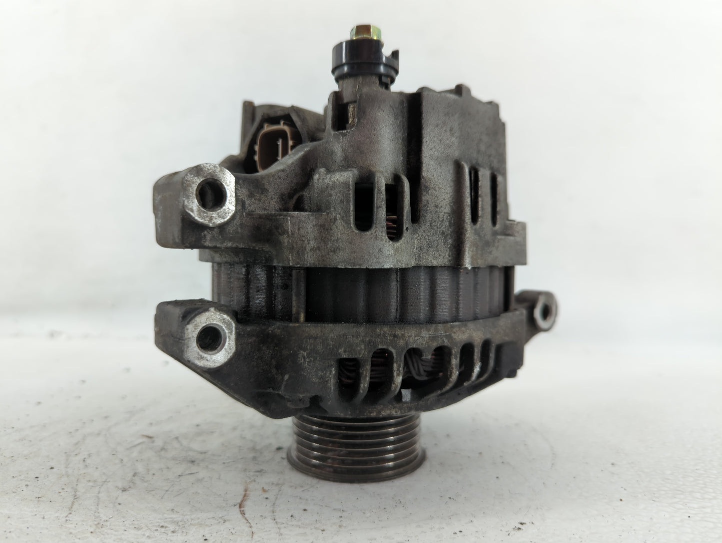 2011 Hyundai Sonata Alternator Replacement Generator Charging Assembly Engine OEM P/N:A2TB7591 Fits OEM Used Auto Parts - Oe