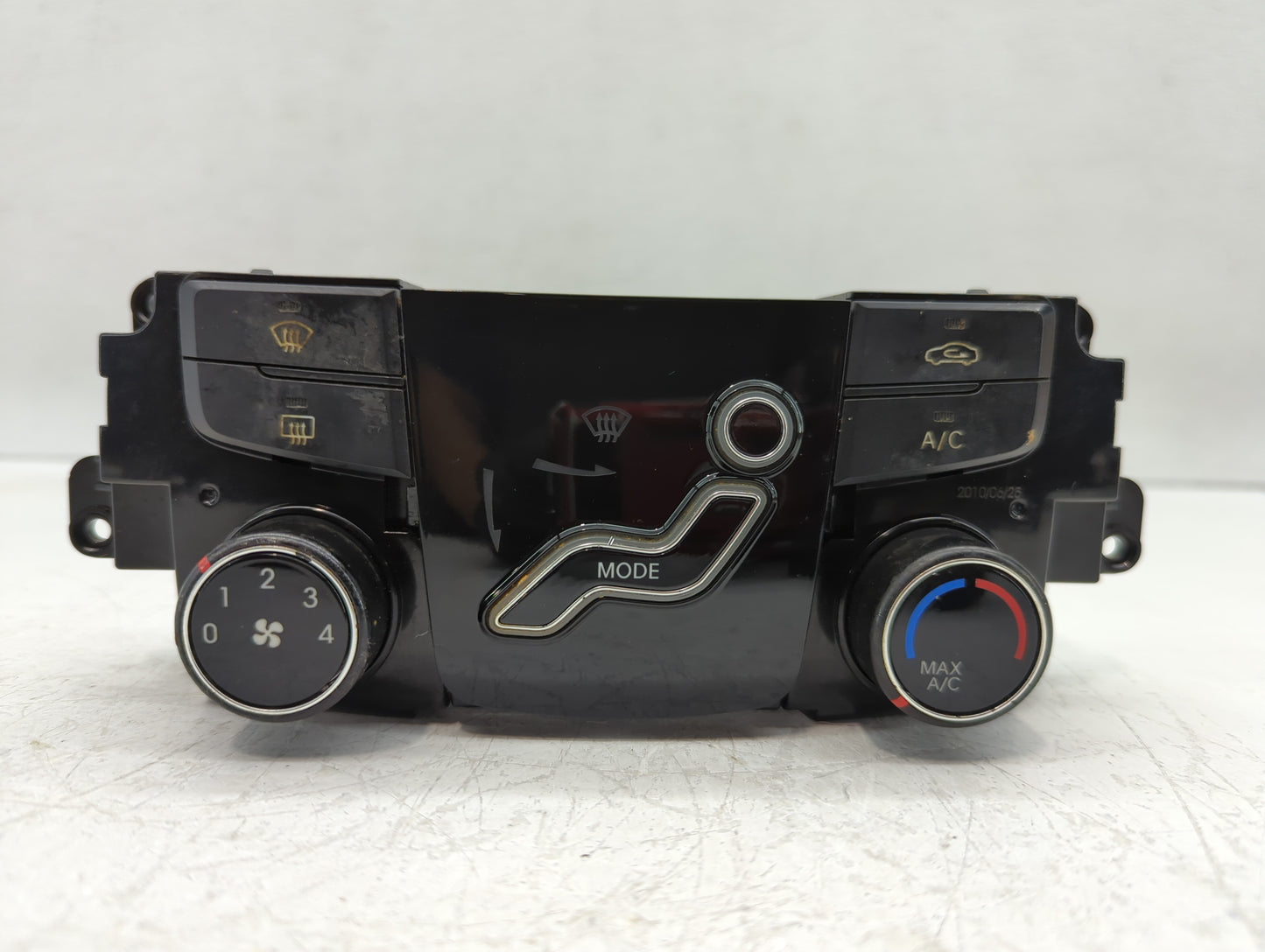 2011 Hyundai Sonata Climate Control Module Temperature AC/Heater Replacement P/N:97250-3Q000 Fits OEM Used Auto Parts - Oemu