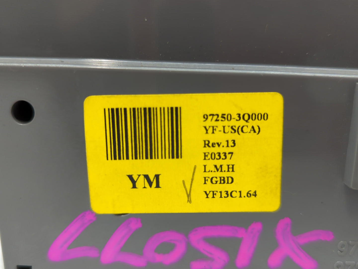 2011 Hyundai Sonata Climate Control Module Temperature AC/Heater Replacement P/N:97250-3Q000 Fits OEM Used Auto Parts - Oemu