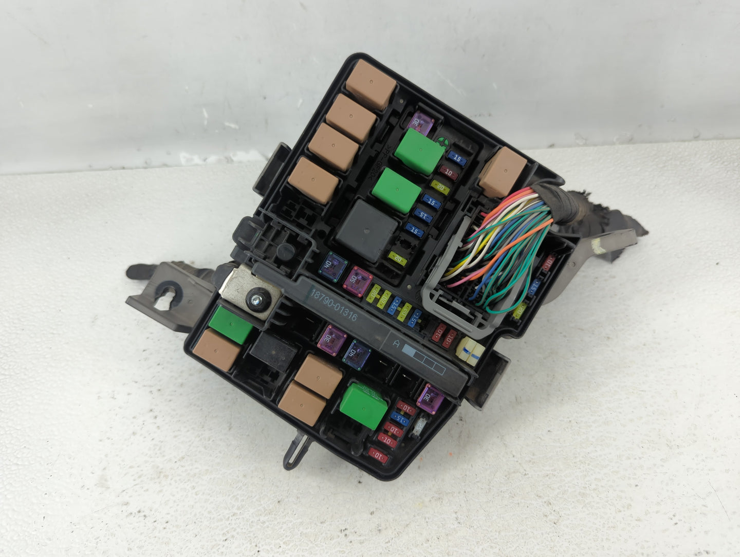 2011-2014 Hyundai Sonata Fusebox Fuse Box Panel Relay Module P/N:91950-3S711 Fits Fits 2011 2012 2013 2014 OEM Used Auto Par
