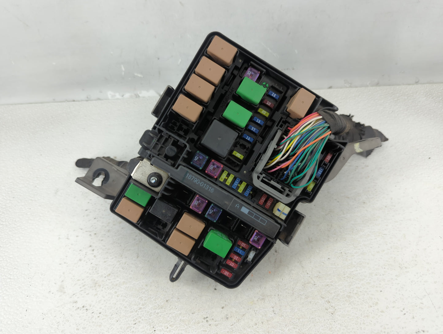 2011-2014 Hyundai Sonata Fusebox Fuse Box Panel Relay Module P/N:91950-3S711 Fits Fits 2011 2012 2013 2014 OEM Used Auto Par