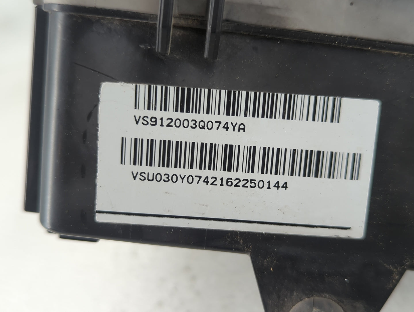 2011-2014 Hyundai Sonata Fusebox Fuse Box Panel Relay Module P/N:91950-3S711 Fits Fits 2011 2012 2013 2014 OEM Used Auto Par