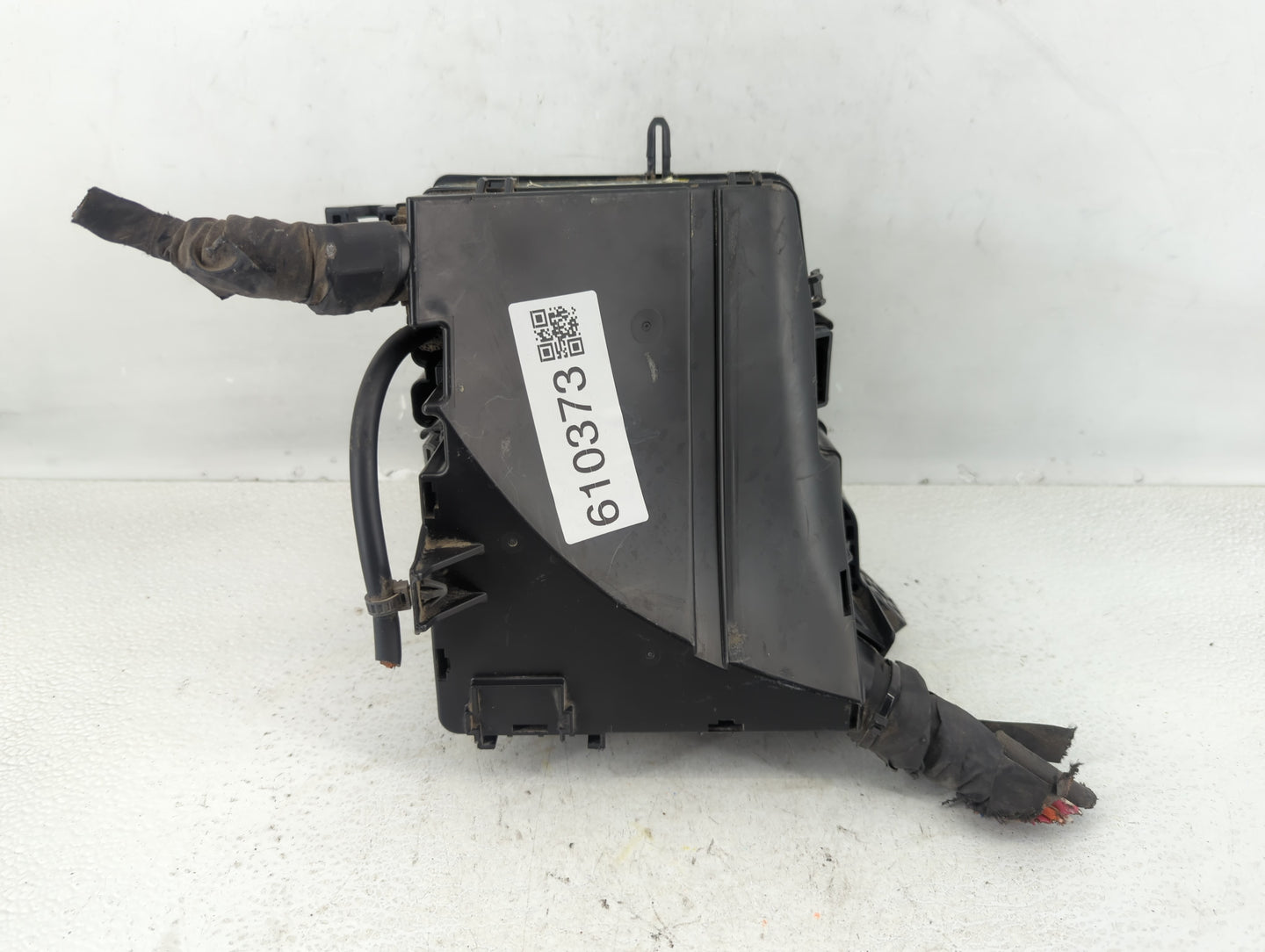 2011-2014 Hyundai Sonata Fusebox Fuse Box Panel Relay Module P/N:91950-3S711 Fits Fits 2011 2012 2013 2014 OEM Used Auto Par