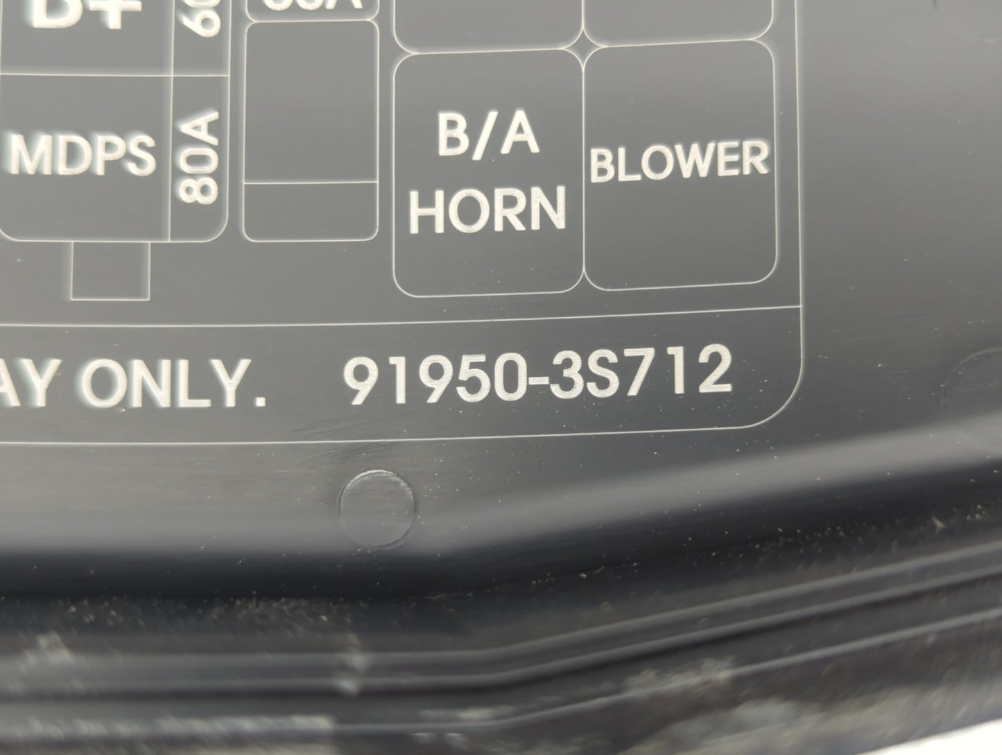 2011-2014 Hyundai Sonata Fusebox Fuse Box Panel Relay Module P/N:91950-3S712 Fits Fits 2011 2012 2013 2014 OEM Used Auto Par