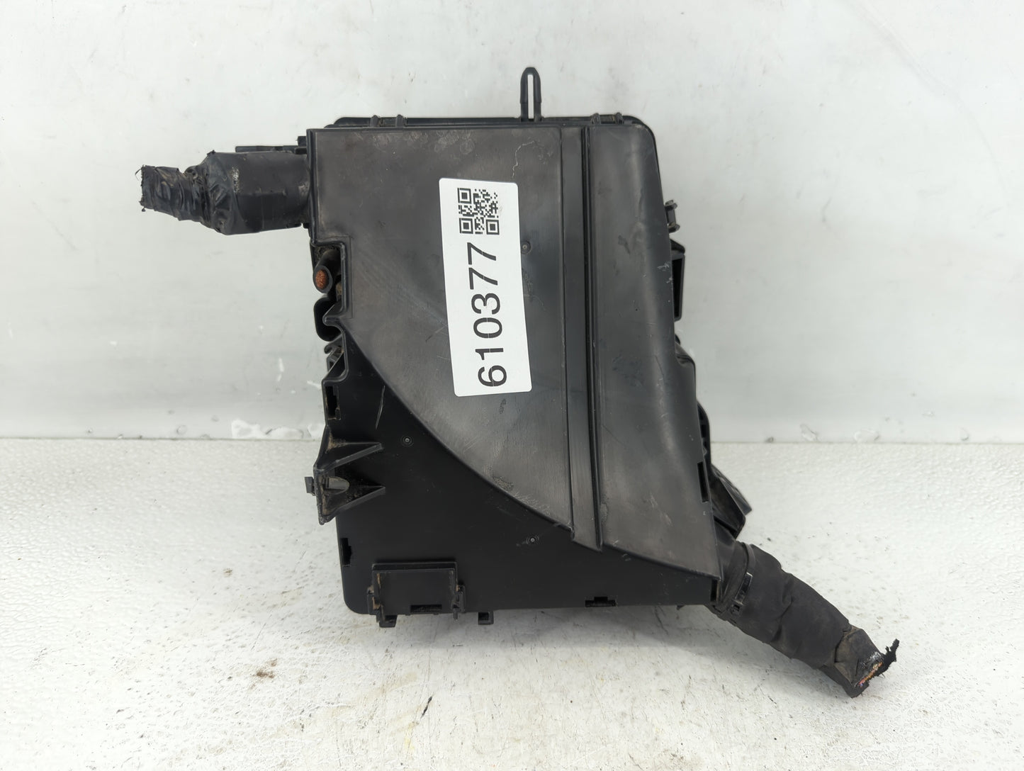 2011-2014 Hyundai Sonata Fusebox Fuse Box Panel Relay Module P/N:91950-3S712 Fits Fits 2011 2012 2013 2014 OEM Used Auto Par