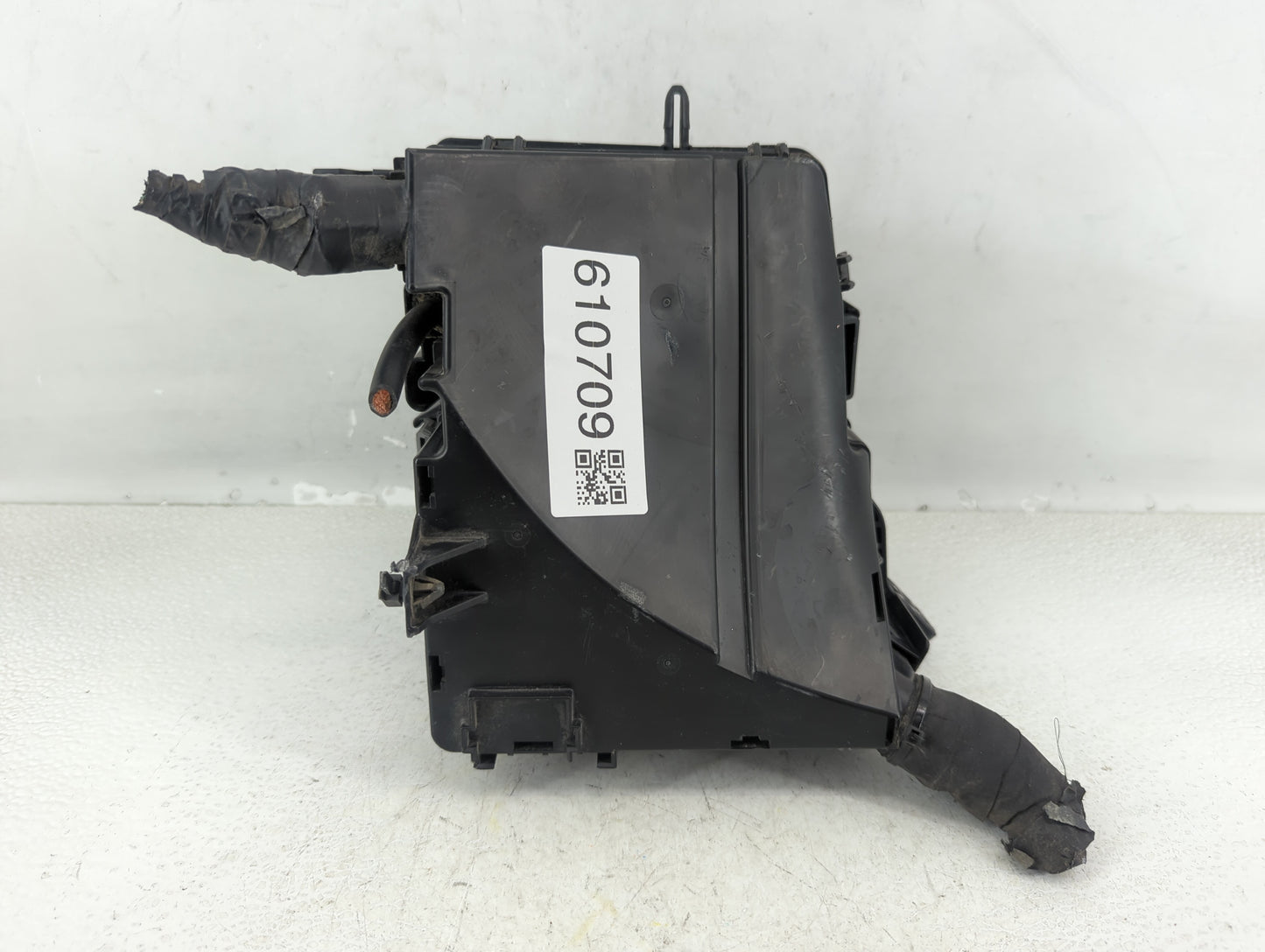 2011-2014 Hyundai Sonata Fusebox Fuse Box Panel Relay Module P/N:91950-3S711 Fits Fits 2011 2012 2013 2014 OEM Used Auto Par