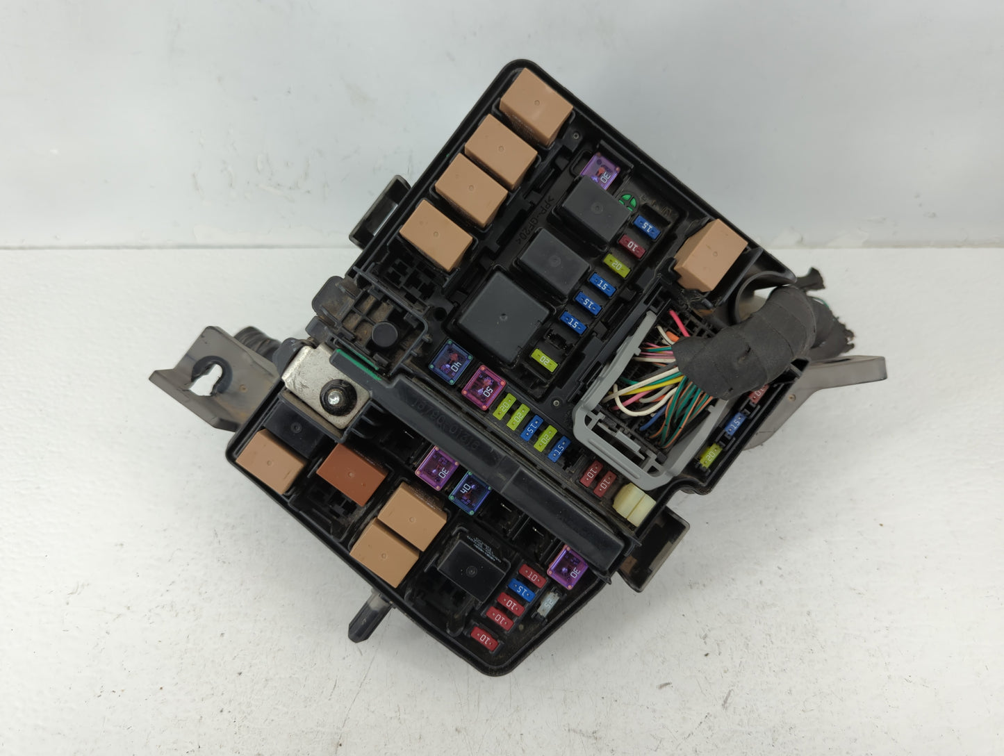 2011-2014 Hyundai Sonata Fusebox Fuse Box Panel Relay Module P/N:91950-3S711 VS917503Q070YC Fits Fits 2011 2012 2013 2014 OE
