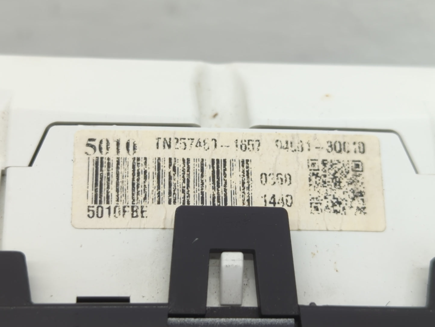 2011-2014 Hyundai Sonata Instrument Cluster Speedometer Gauges P/N:5010FBE TN257480-185 Fits Fits 2011 2012 2013 2014 OEM Us