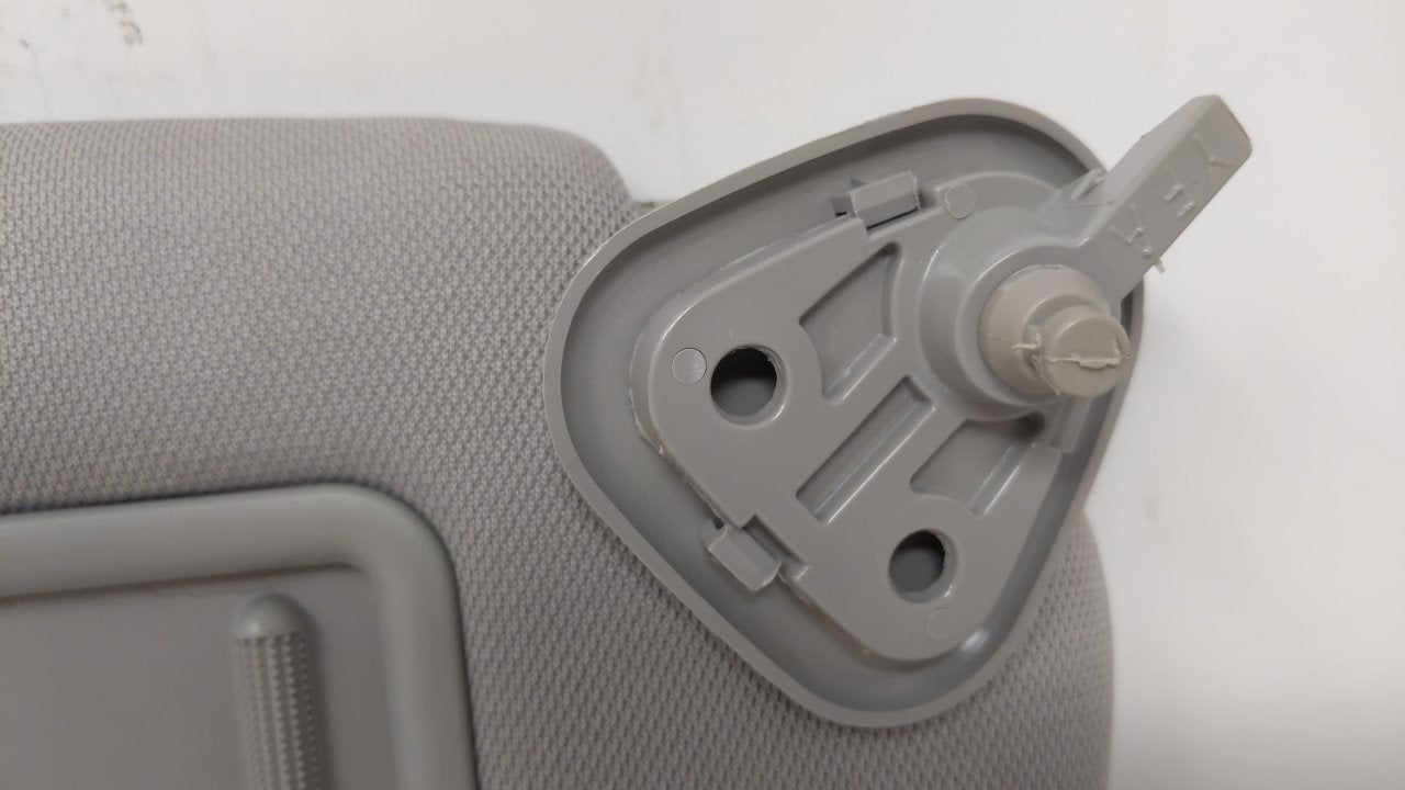 2011 Hyundai Sonata Sun Visor Shade Replacement Passenger Right Mirror Fits OEM Used Auto Parts - Oemusedautoparts1.com