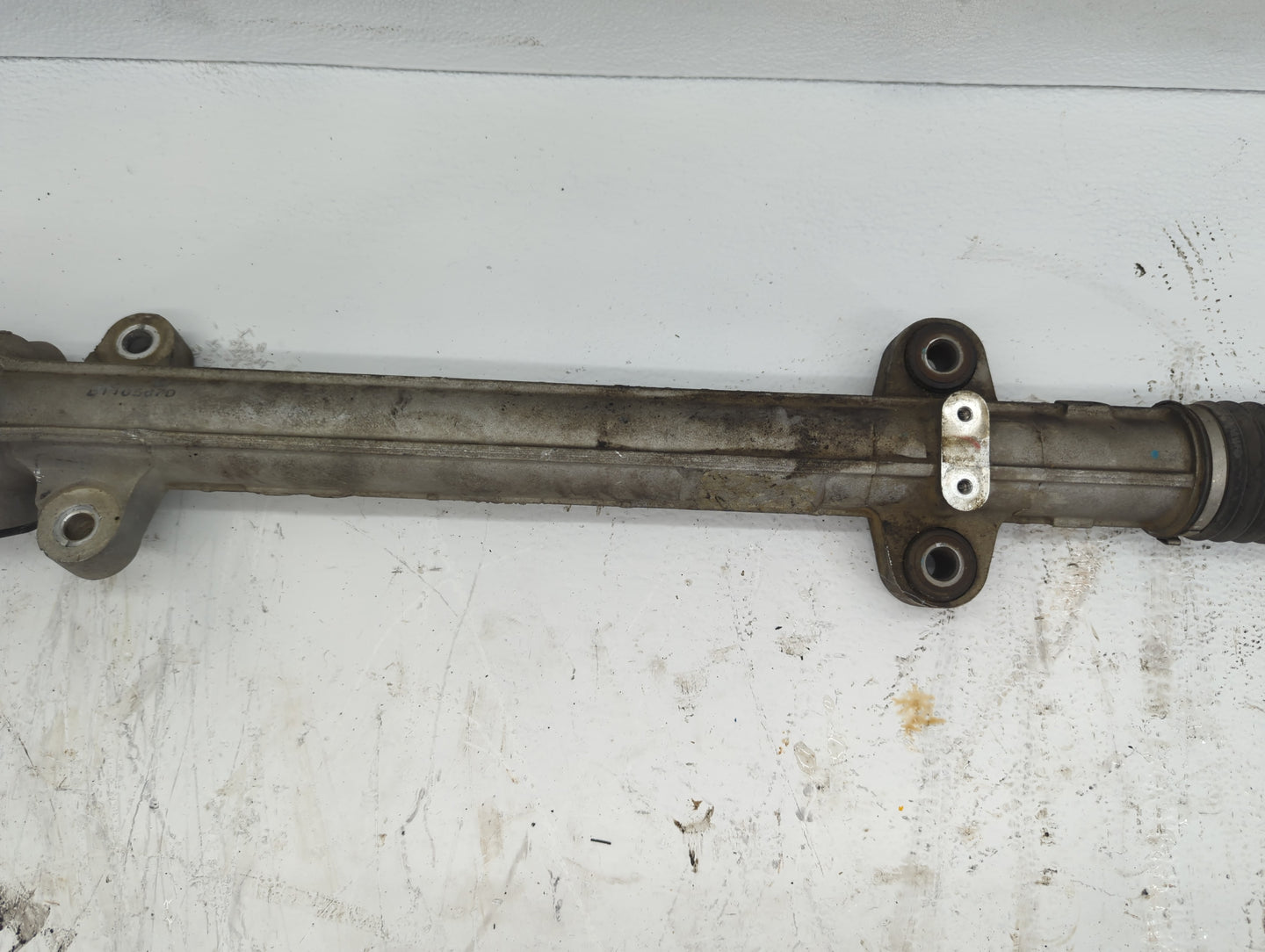 2011 Hyundai Sonata Rack and Pinion Steering Gear P/N:565004R100 Fits OEM Used Auto Parts - Oemusedautoparts1.com