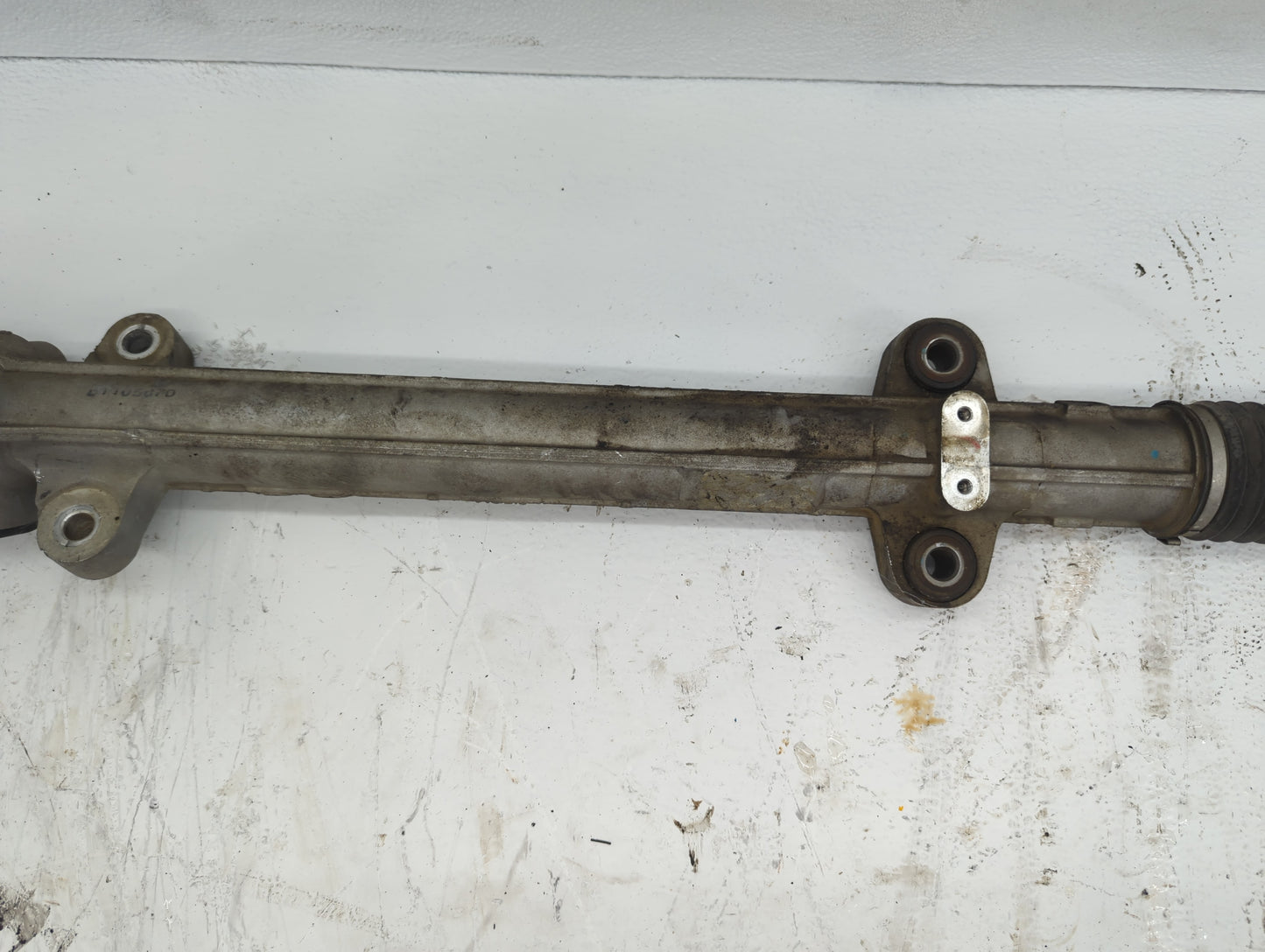 2011 Hyundai Sonata Rack and Pinion Steering Gear P/N:565004R100 Fits OEM Used Auto Parts - Oemusedautoparts1.com