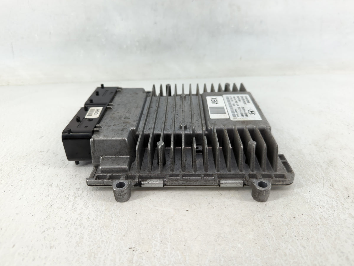 2011 Hyundai Sonata PCM Engine Control Computer ECU ECM PCU OEM P/N:39101-2G661 OEM Used Auto Parts - Oemusedautoparts1.com