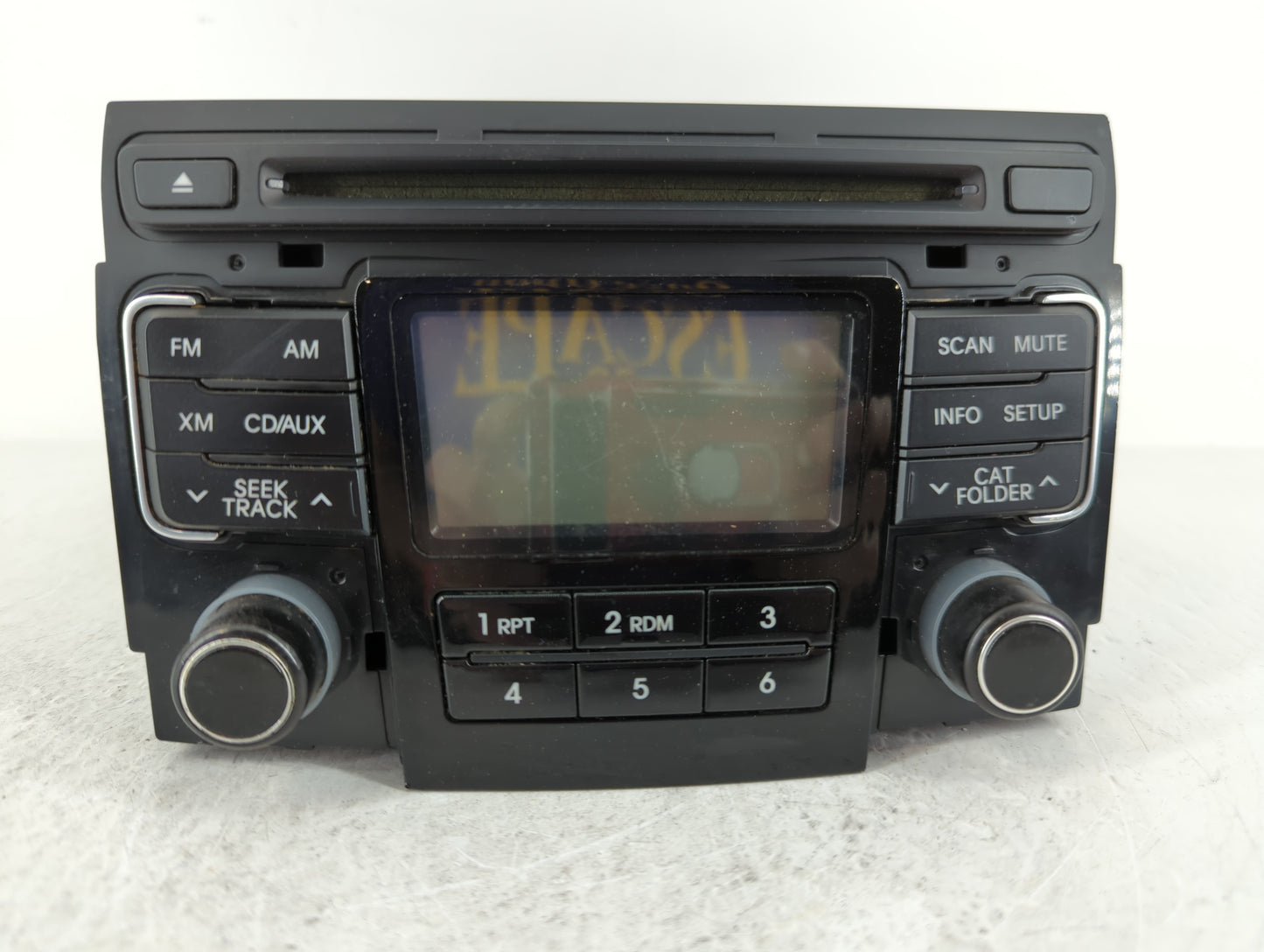2011-2011 Hyundai Sonata Am Fm Cd Player Radio Receiver - Oemusedautoparts1.com