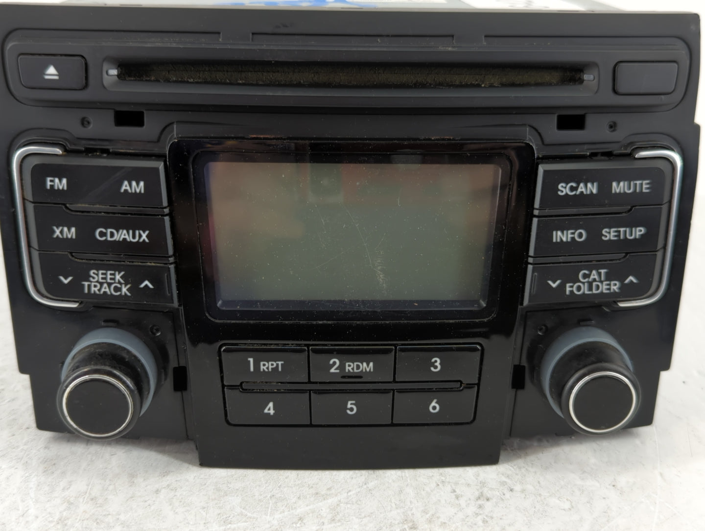 2011-2011 Hyundai Sonata Am Fm Cd Player Radio Receiver - Oemusedautoparts1.com