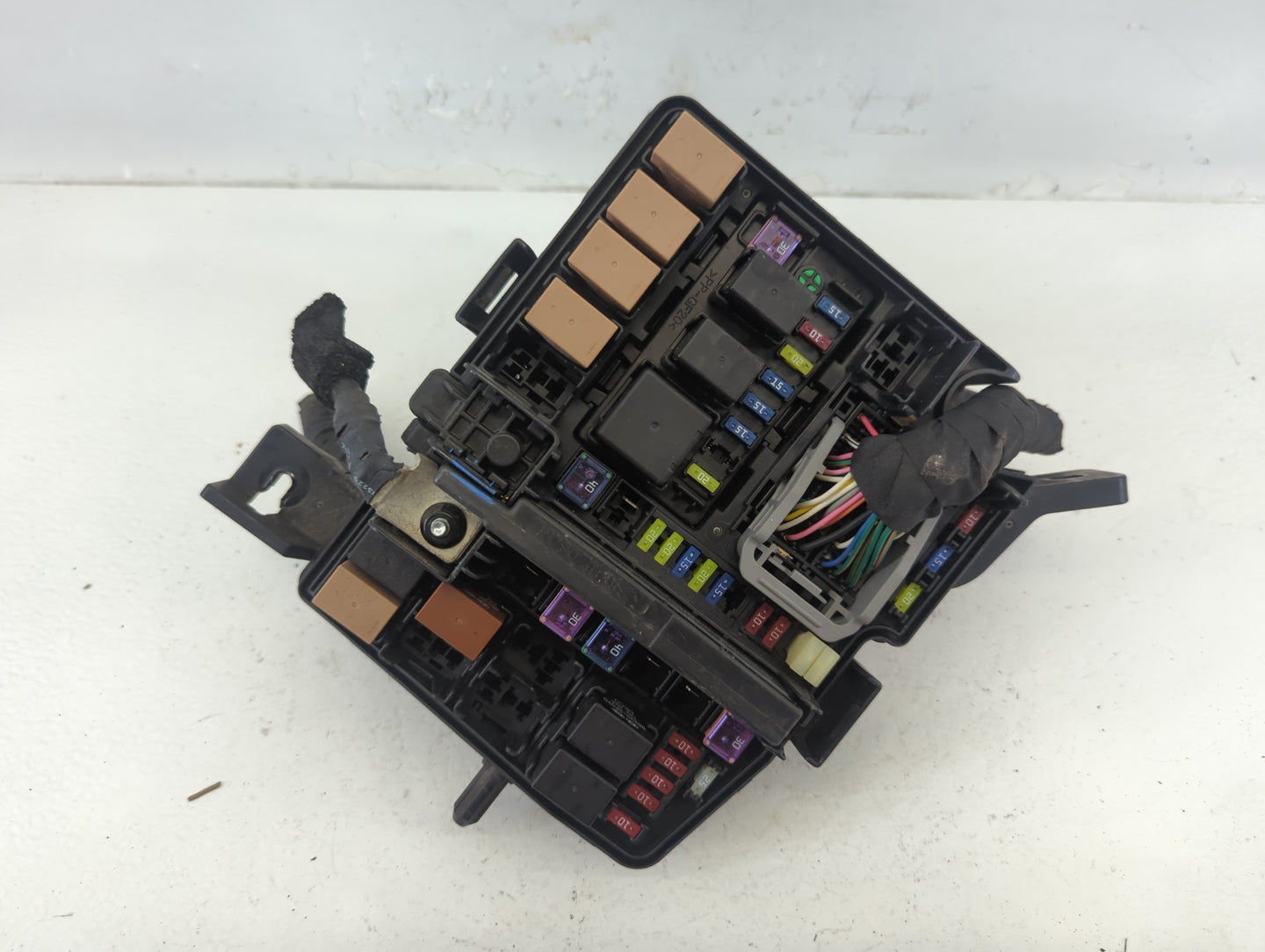 2011-2014 Hyundai Sonata Fusebox Fuse Box Panel Relay Module P/N:VS912003Q100MC Fits Fits 2011 2012 2013 2014 OEM Used Auto 