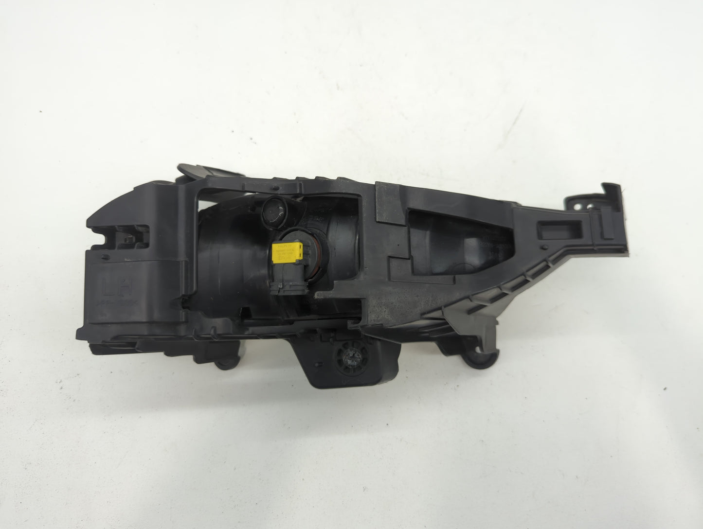 2011-2014 Hyundai Sonata Tail Light Assembly Driver Left OEM P/N:92201-8QXXX Fits Fits 2011 2012 2013 2014 OEM Used Auto Par