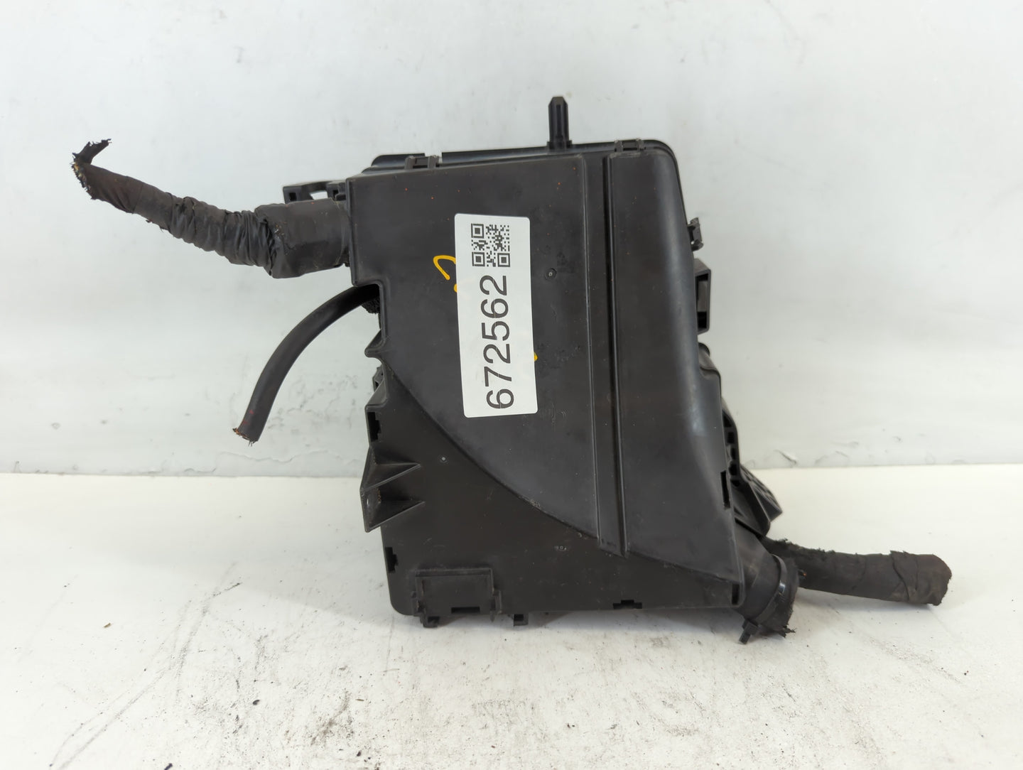 2011-2014 Hyundai Sonata Fusebox Fuse Box Panel Relay Module P/N:91950-3S711 Fits Fits 2011 2012 2013 2014 OEM Used Auto Par