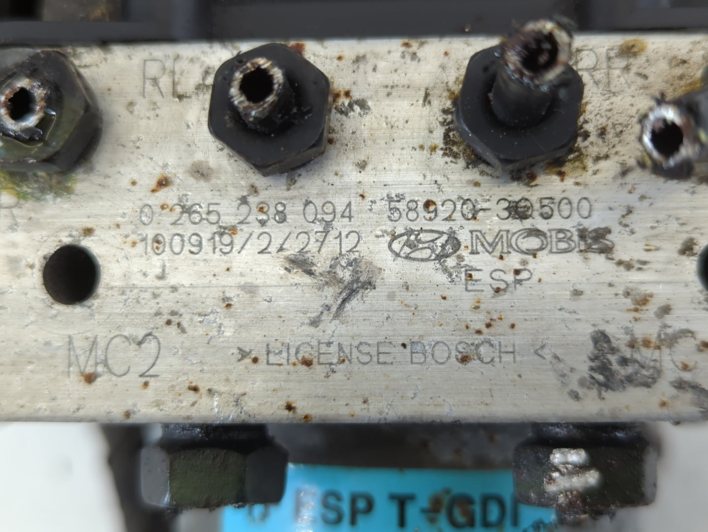 2011-2013 Hyundai Sonata ABS Pump Control Module Replacement P/N:58920-30500 0 205 238 094 Fits Fits 2011 2012 2013 OEM Used