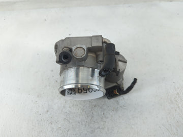 2011-2014 Hyundai Sonata Throttle Body P/N:35100-2G700 Fits Fits 2011 2012 2013 2014 2015 2016 OEM Used Auto Parts