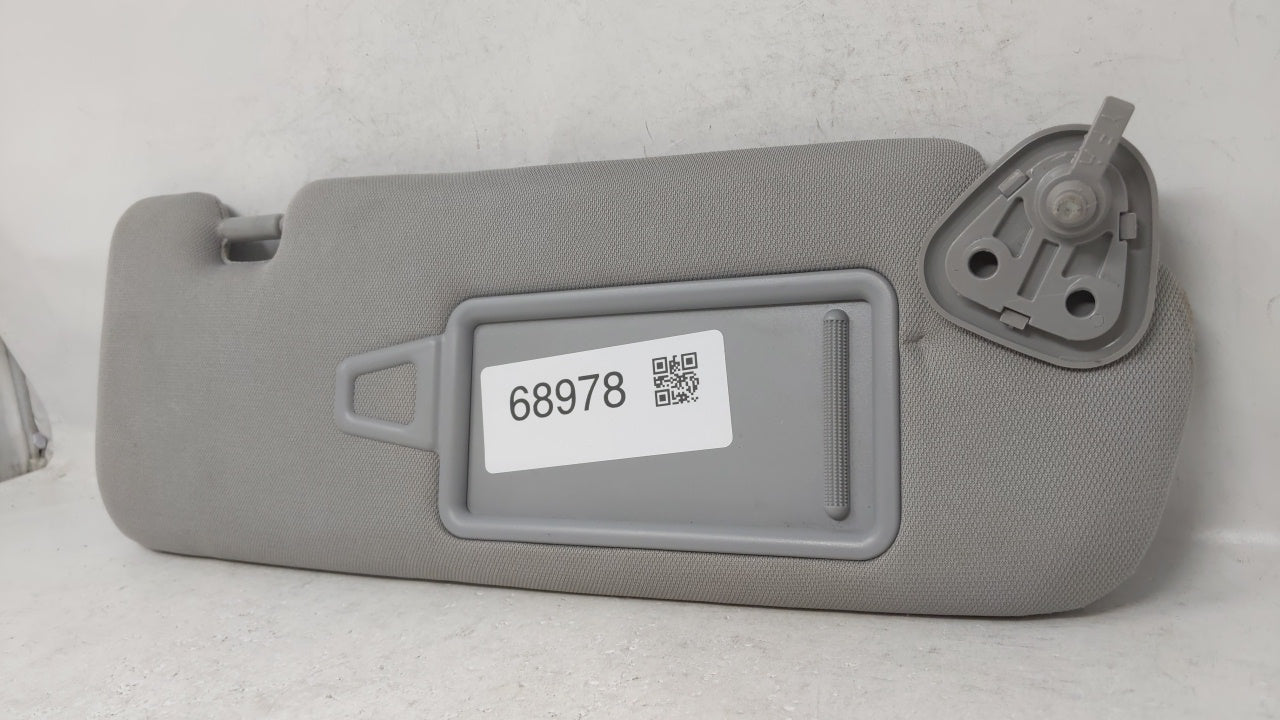 2011 Hyundai Sonata Sun Visor Shade Replacement Passenger Right Mirror Fits OEM Used Auto Parts - Oemusedautoparts1.com