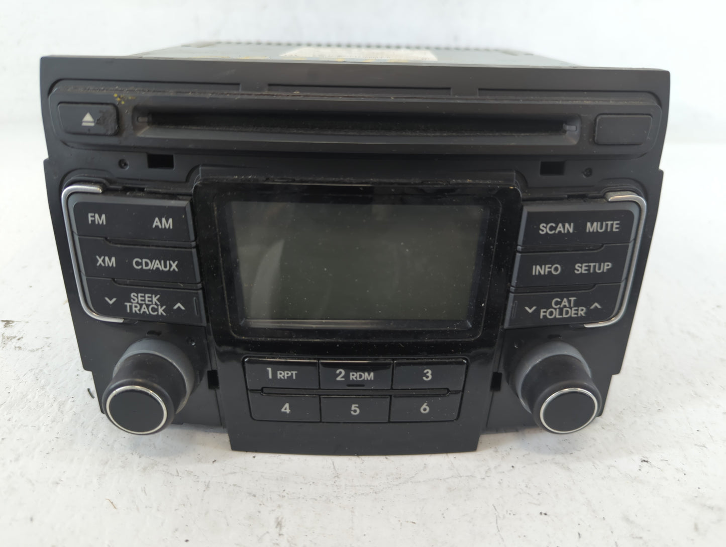 2011-2011 Hyundai Sonata Am Fm Cd Player Radio Receiver - Oemusedautoparts1.com